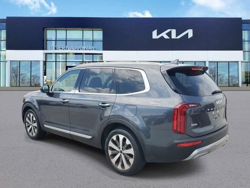 Used 2022 Kia Telluride S AWD/4WD image 3