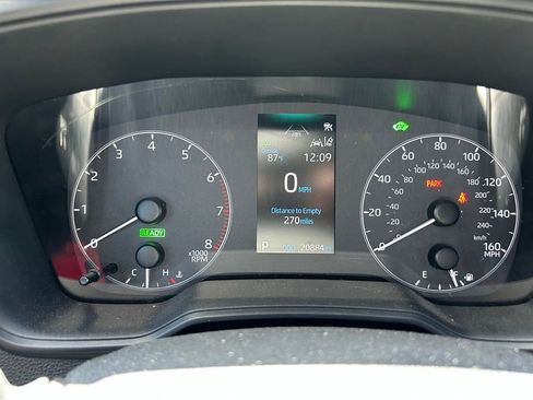 Used 2023 Toyota Corolla Cross AWD Hybrid w/ Moonroof Package image 19