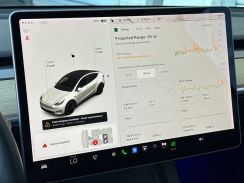 Used 2022 Tesla Model Y Performance AWD/4WD image 23