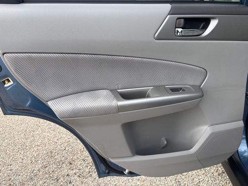 Used 2010 Subaru Forester 2.5X Premium image 15