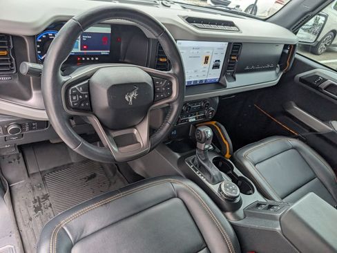 Used 2023 Ford Bronco Badlands AWD/4WD image 4