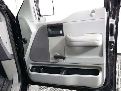 Used 2005 Ford F150 XL image 17