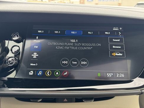 Used 2022 Buick Envision Avenir w/ Technology Package II image 26