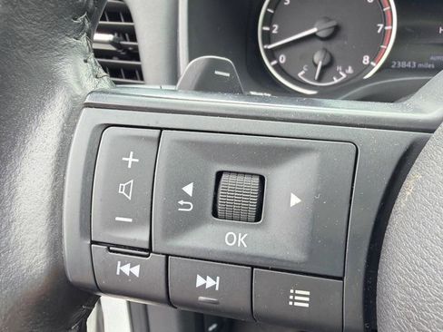 Used 2024 Nissan Rogue SV w/ SV Premium Package AWD/4WD image 13