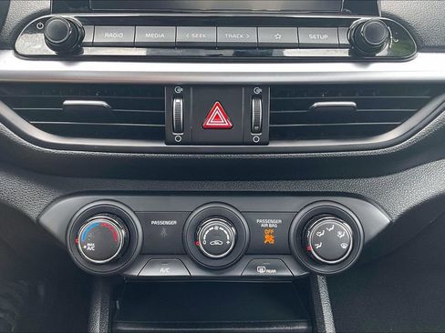 Used 2023 Kia Forte LXS image 15