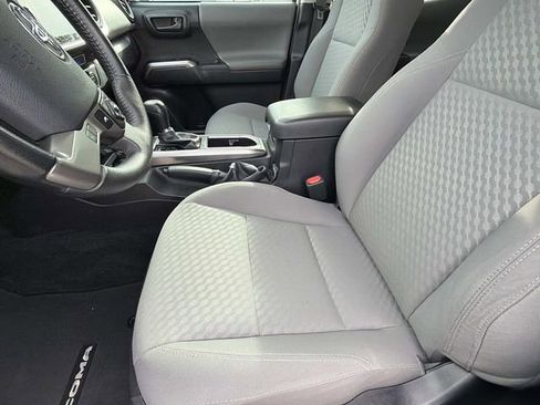 Used 2023 Toyota Tacoma SR5 w/ Technology Package RWD image 20