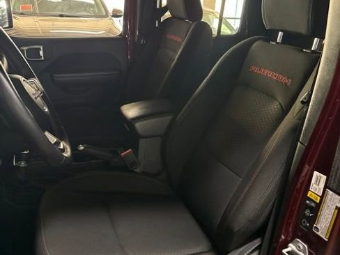 Used 2021 Jeep Gladiator Rubicon AWD/4WD image 5