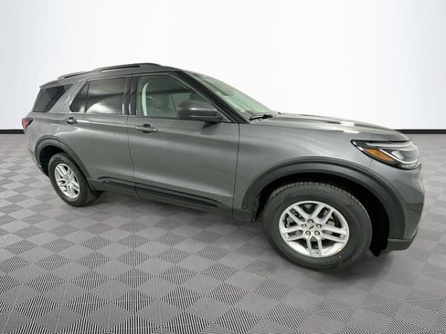 New 2026 Ford Explorer Active AWD/4WD image 4
