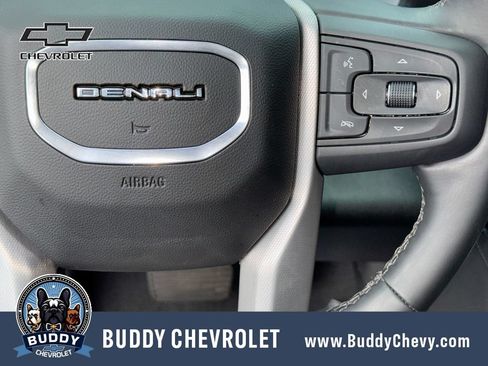 Used 2025 GMC Sierra 1500 Denali w/ Denali Reserve Package AWD/4WD image 18