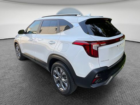 Used 2024 Kia Seltos S AWD/4WD image 6