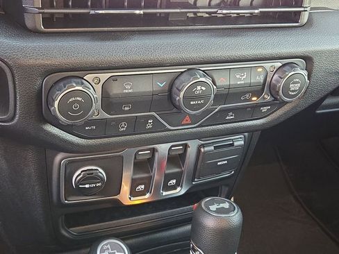 New 2026 Jeep Wrangler Sport AWD/4WD image 39