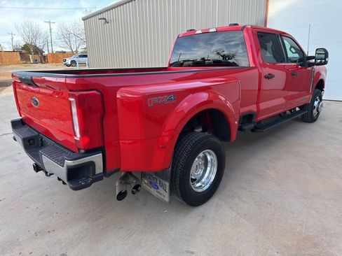 Used 2024 Ford F350 XLT w/ FX4 Off-Road Package image 8