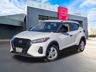 Certified 2021 Nissan Kicks S