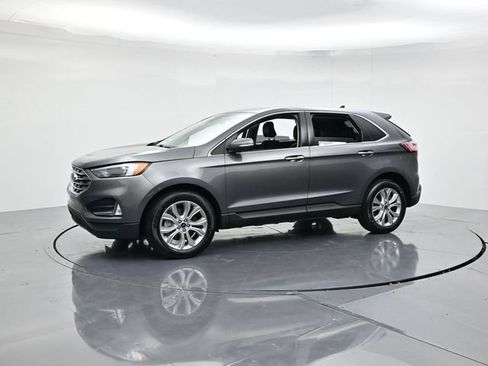 Used 2022 Ford Edge Titanium AWD/4WD image 5