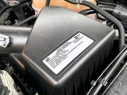 Used 2021 GMC Yukon Denali image 32