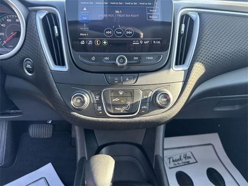 Used 2023 Chevrolet Malibu LS image 20