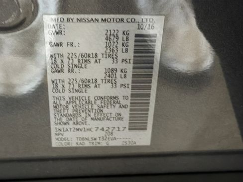Used 2017 Nissan Rogue SL w/ SL Premium Package AWD/4WD image 12