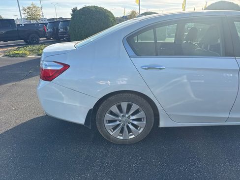 Used 2015 Honda Accord EX-L image 15