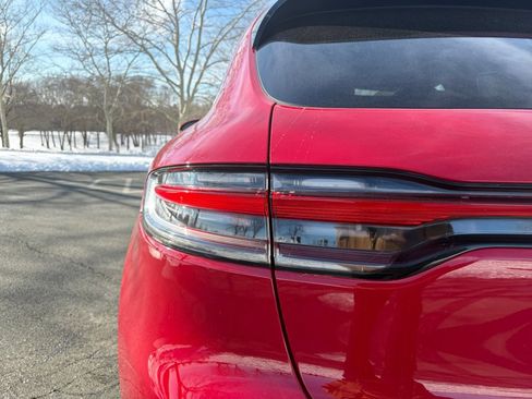 Certified 2024 Porsche Macan S image 14