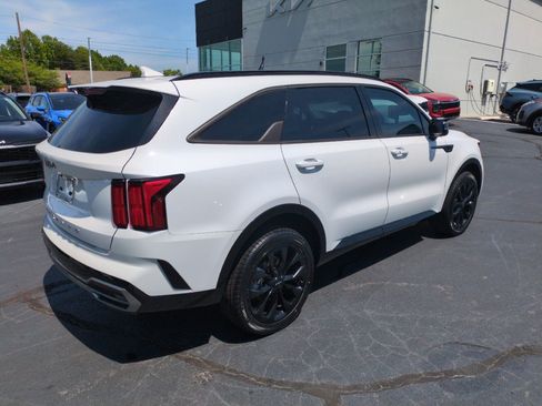 Used 2022 Kia Sorento SX AWD/4WD image 7