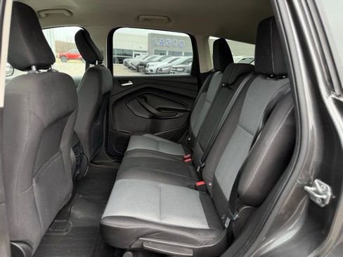 Used 2018 Ford Escape SE w/ SE SYNC Package image 17