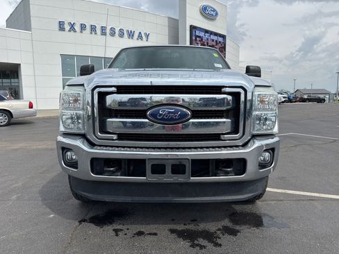 Used 2016 Ford F250 XLT w/ XLT Value Package image 2