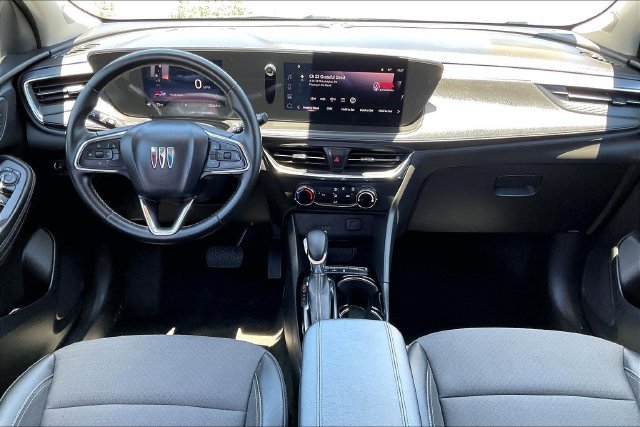 Used 2025 Buick Encore GX Preferred AWD/4WD image 15