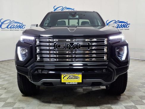 New 2026 GMC Canyon Denali w/ LPO, Denali Black Edition AWD/4WD image 3