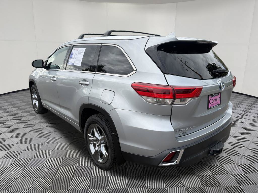 Used 2018 Toyota Highlander Limited Platinum AWD/4WD image 5
