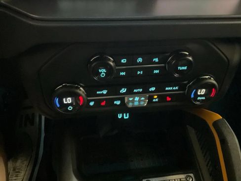 Used 2024 Ford Bronco Badlands AWD/4WD image 20