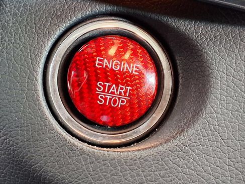 Used 2014 Mercedes-Benz E 350 Sedan image 18