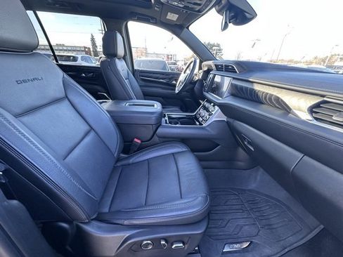 Certified 2023 GMC Yukon Denali w/ LPO, Floor Liner Package image 16