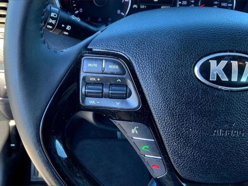 Used 2017 Kia Forte S w/ S Technology Package image 18