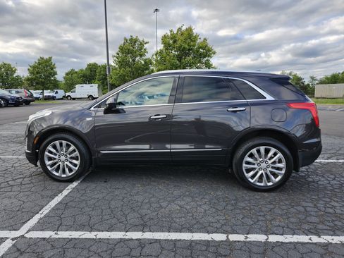 Used 2017 Cadillac XT5 Platinum AWD/4WD image 17