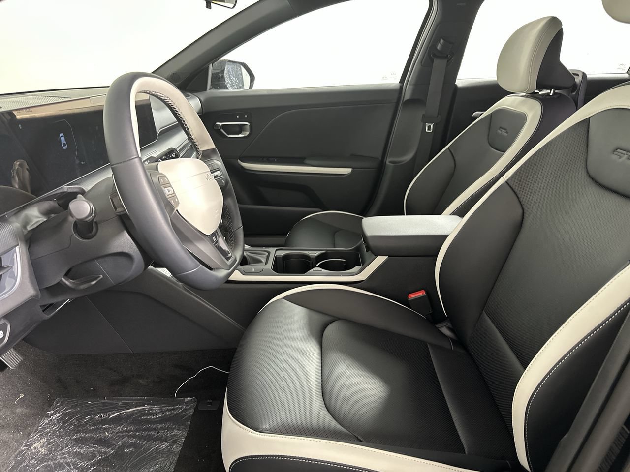 New 2026 Kia K4 GT-Line Turbo FWD image 2