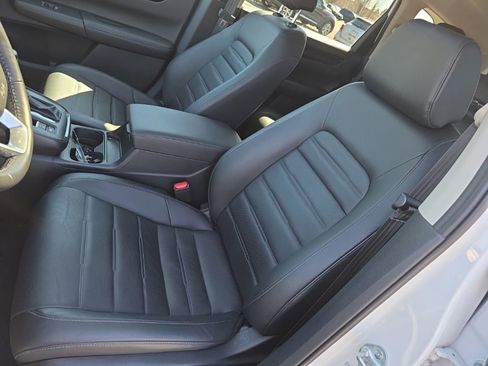 Certified 2025 Honda CR-V EX-L image 10