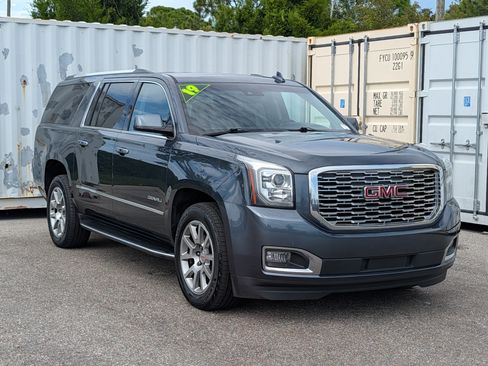 Used 2019 GMC Yukon XL Denali AWD/4WD image 1