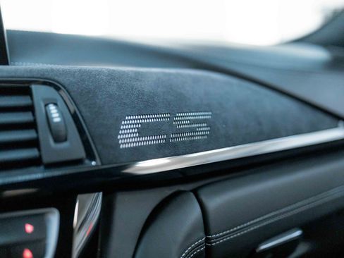 Used 2019 BMW M4 CS w/ Executive Package image 76