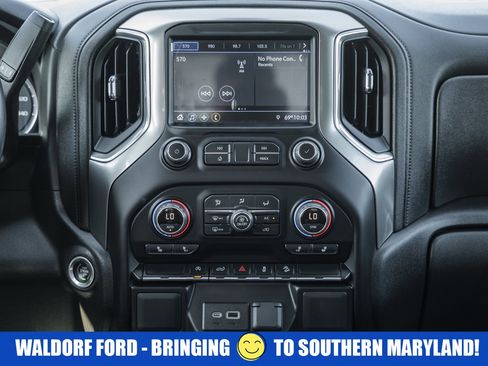 Used 2022 Chevrolet Silverado 1500 LT image 25
