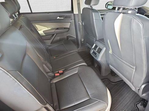 Used 2021 Volkswagen Atlas SEL R-Line image 11