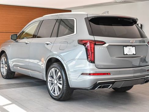 Used 2024 Cadillac XT6 Premium Luxury w/ LPO, Floor Liner Package AWD/4WD image 8