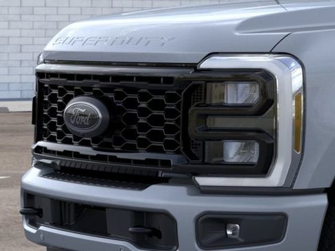 New 2026 Ford F250 Lariat AWD/4WD image 17