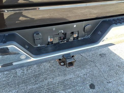 Used 2020 Chevrolet Silverado 1500 LTZ w/ LTZ Premium Package image 14