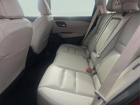 Used 2024 Nissan Rogue SL w/ SL Premium Package FWD image 5