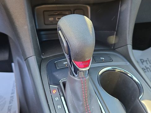 Used 2024 Chevrolet Equinox RS w/ RS Leather Package image 17