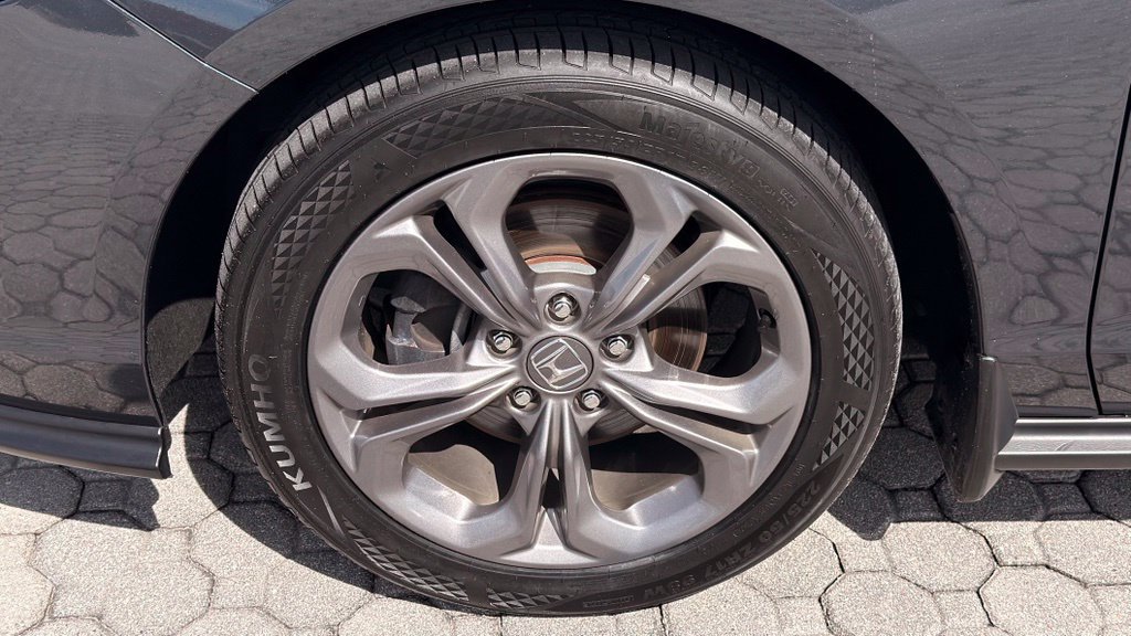 Certified 2024 Honda Accord EX image 19