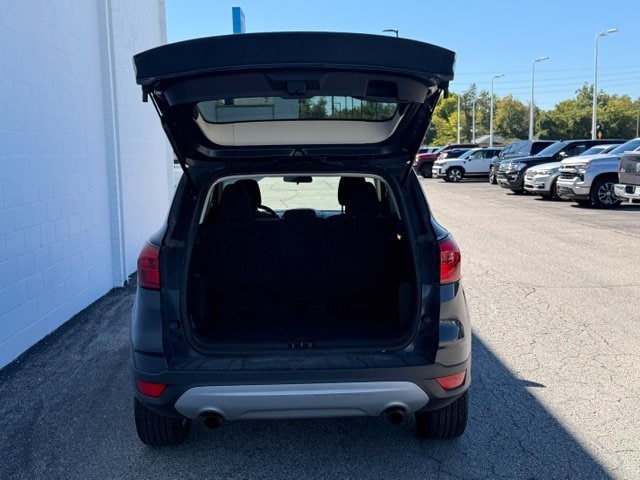 Used 2019 Ford Escape SE FWD image 9