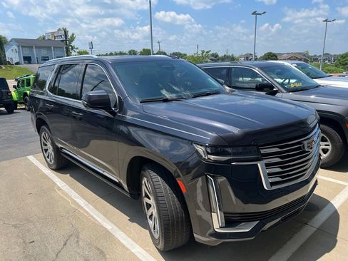 Used 2022 Cadillac Escalade Premium Luxury Platinum AWD/4WD image 3