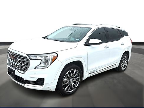 Used 2023 GMC Terrain Denali AWD/4WD image 1