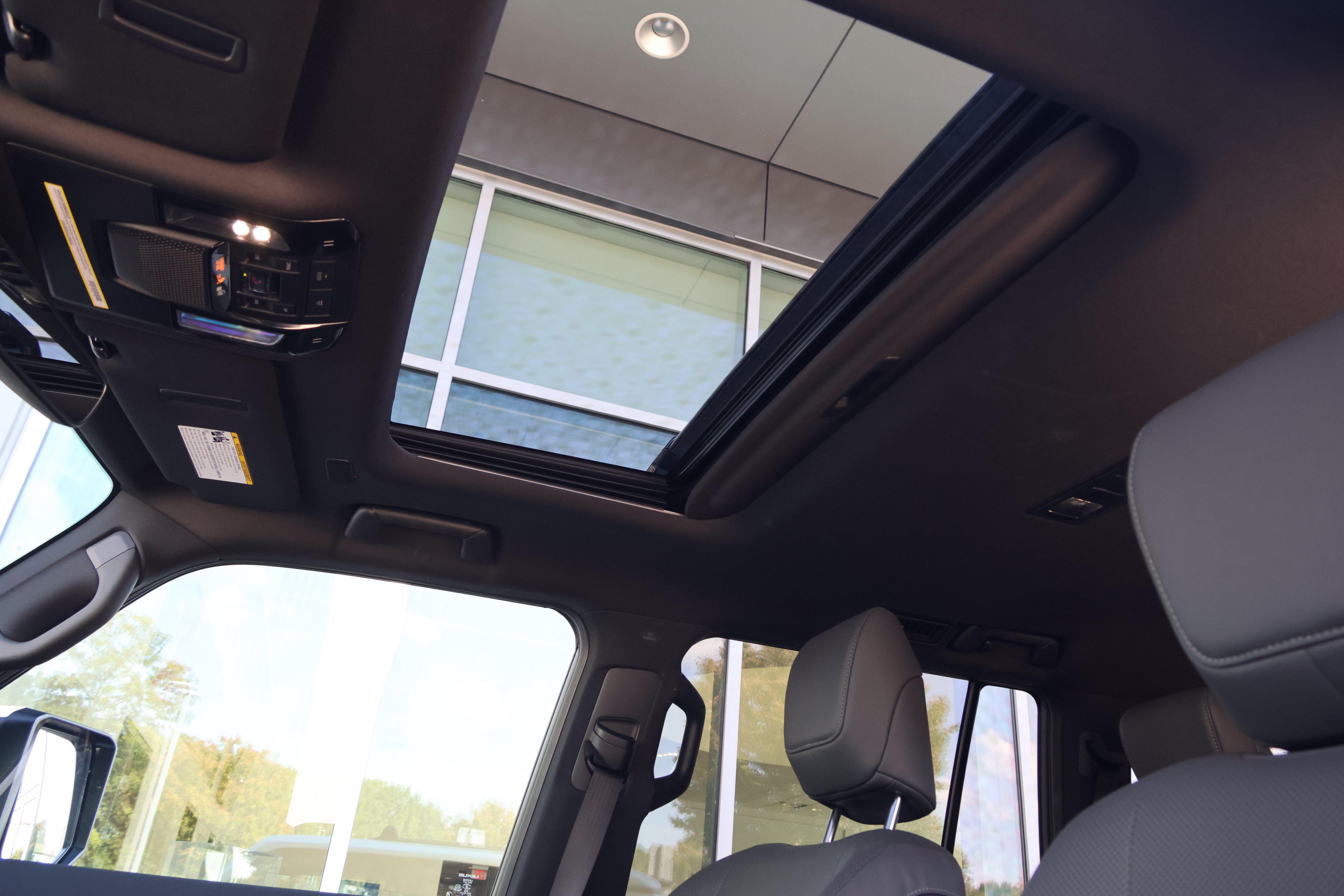 Certified 2024 Lexus GX 550 w/ Cold Area Package AWD/4WD image 34